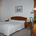 Veneto ホテル 3*