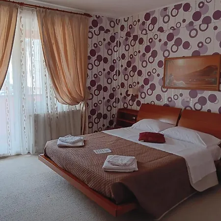 מלון Veneto 3*
