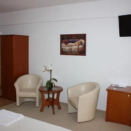 Veneto Hotel 3*